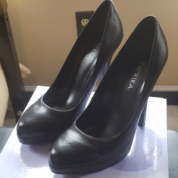 Black pump - Picture 3 of 3